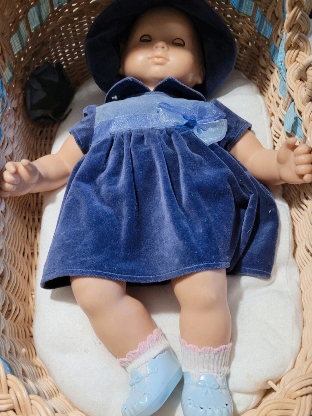 American Girl Bitty Baby doll with bassinet - Picture 8 of 10